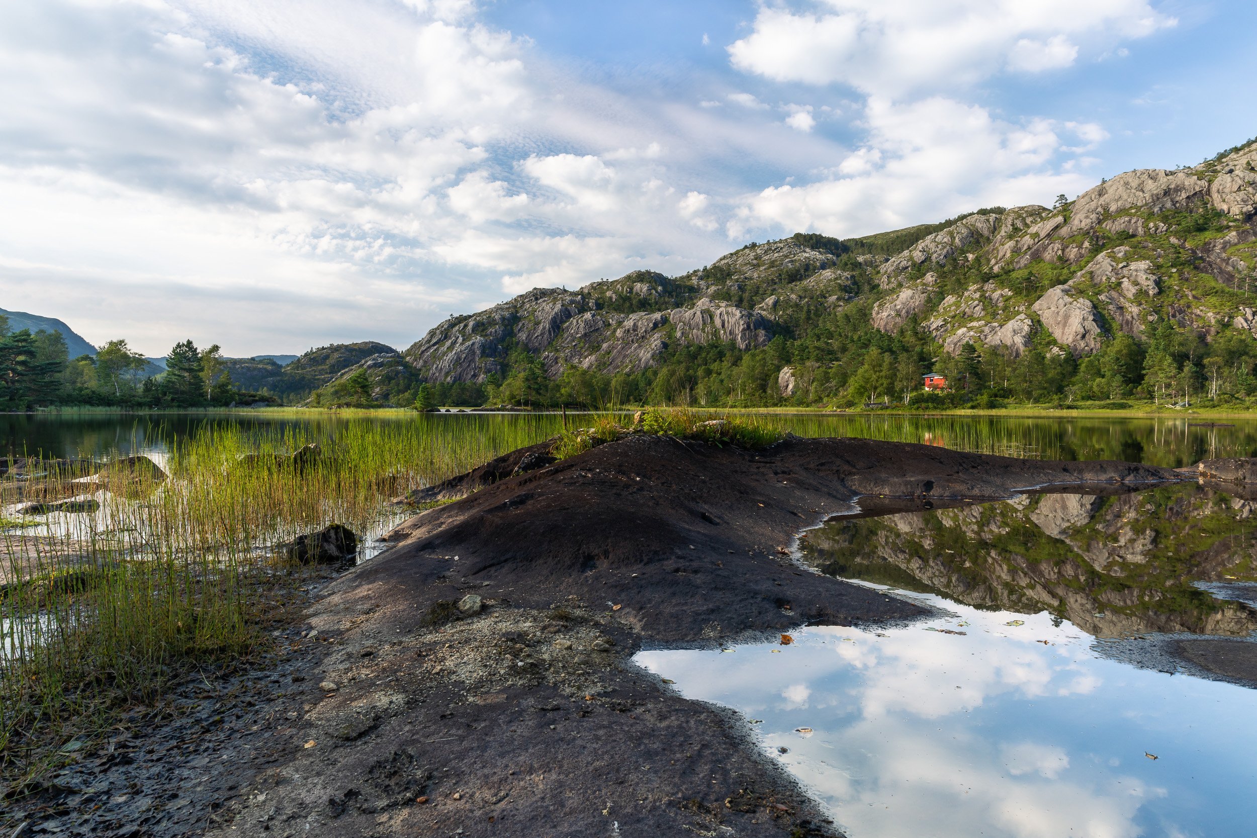 Vestland Outdoors: A Visual Exploration of Western Norway